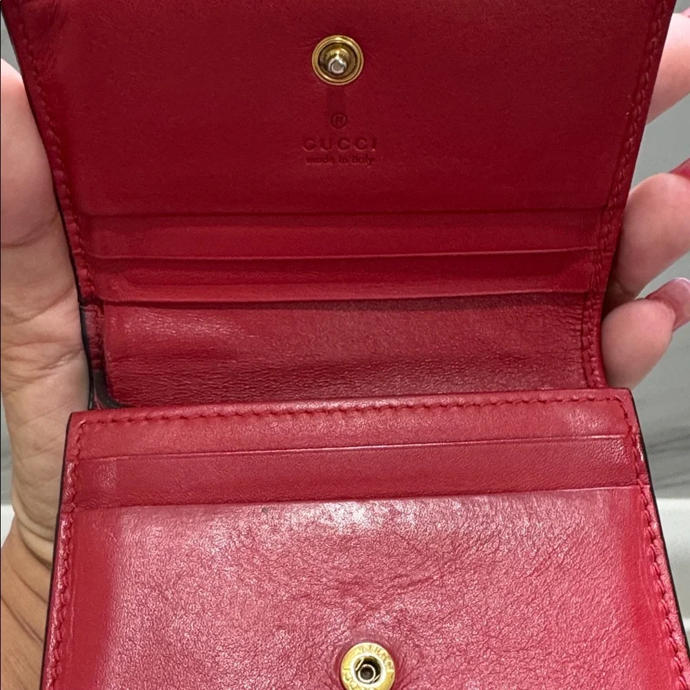 Gucci GG Supreme Cherry🍒 Wallet 476050.1147 • Crystal Cherry Motif Discontinued
